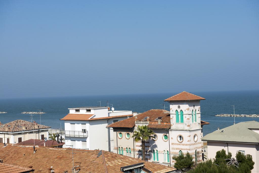 Hotel Gabbiano Porto San Giorgio Eksteriør bilde