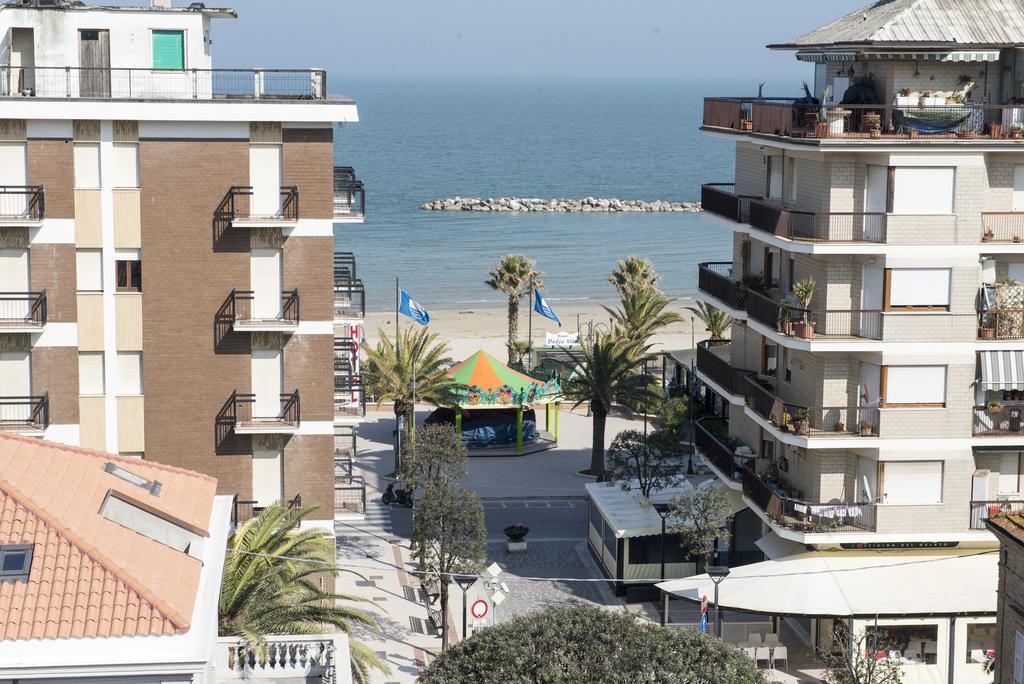 Hotel Gabbiano Porto San Giorgio Eksteriør bilde