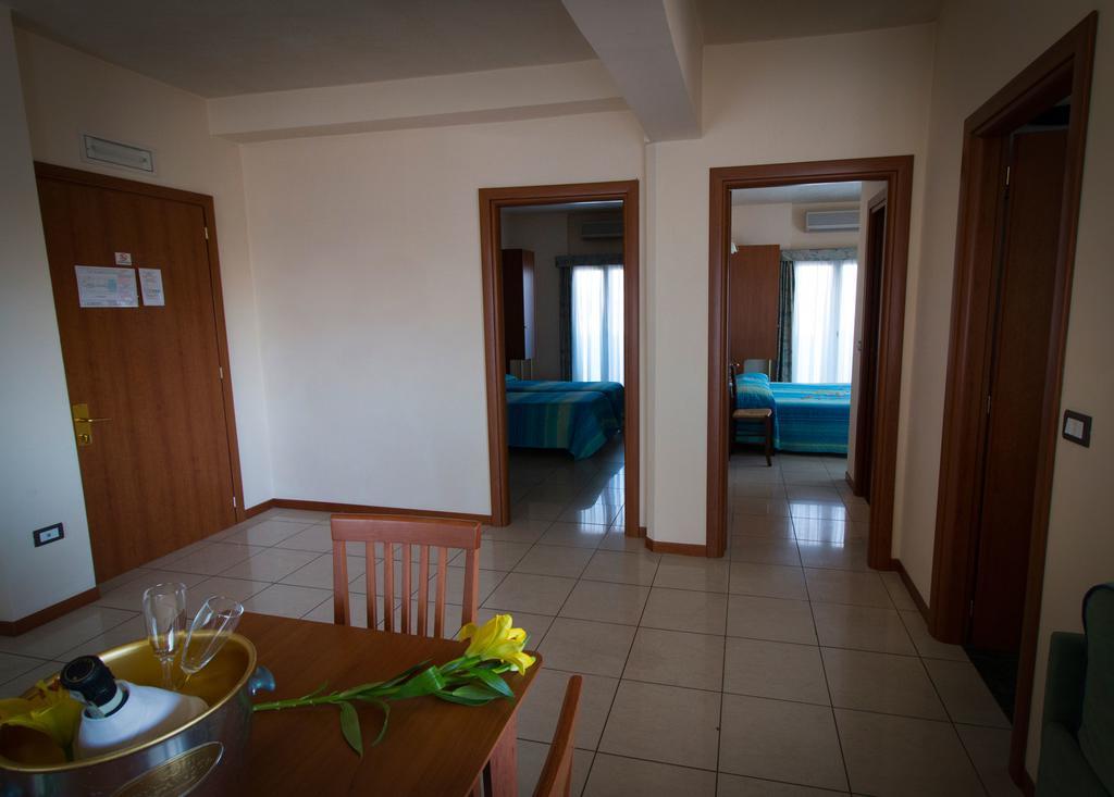 Hotel Gabbiano Porto San Giorgio Eksteriør bilde