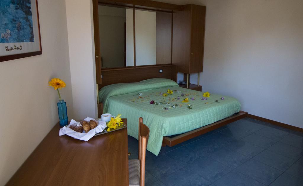 Hotel Gabbiano Porto San Giorgio Eksteriør bilde
