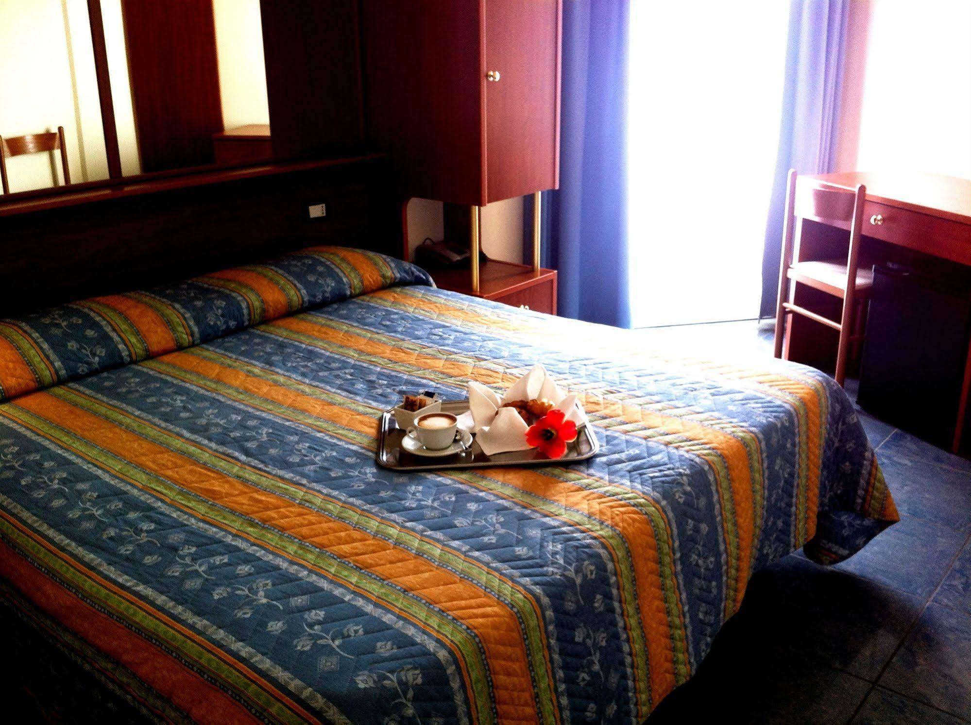 Hotel Gabbiano Porto San Giorgio Eksteriør bilde