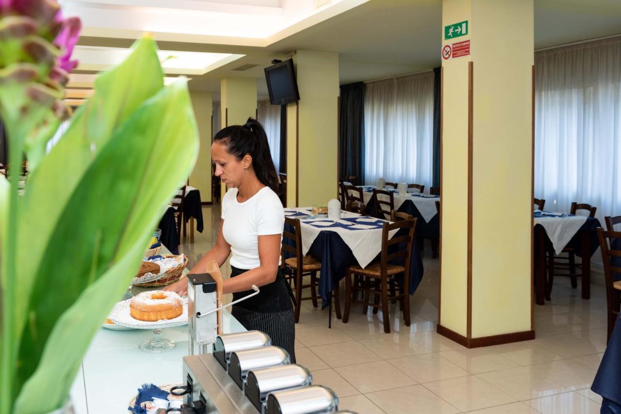 Hotel Gabbiano Porto San Giorgio Eksteriør bilde