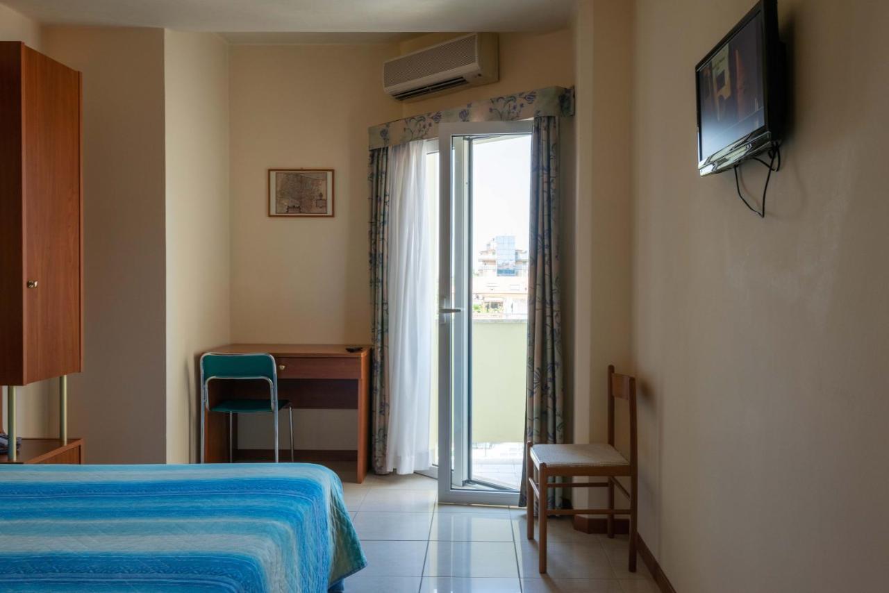Hotel Gabbiano Porto San Giorgio Eksteriør bilde